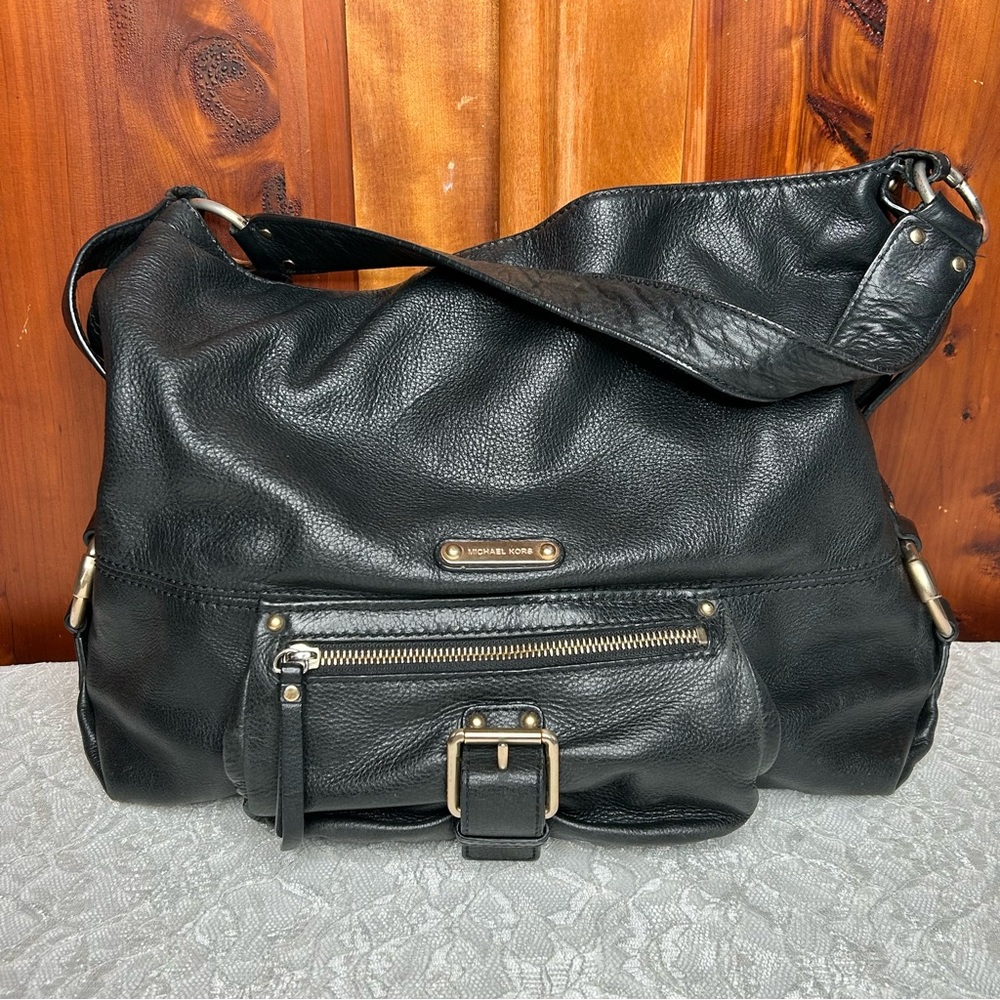 Michael Kors Austin Hobo Pebbled Leather Shoulder Bag w Gold Accents Y2K Slouchy